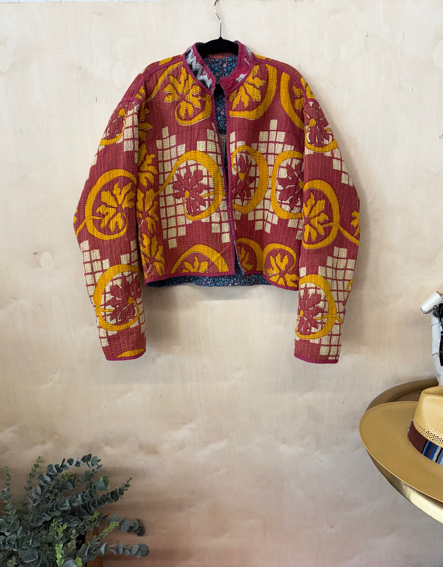 SaPeyKa Crop W/Fringe