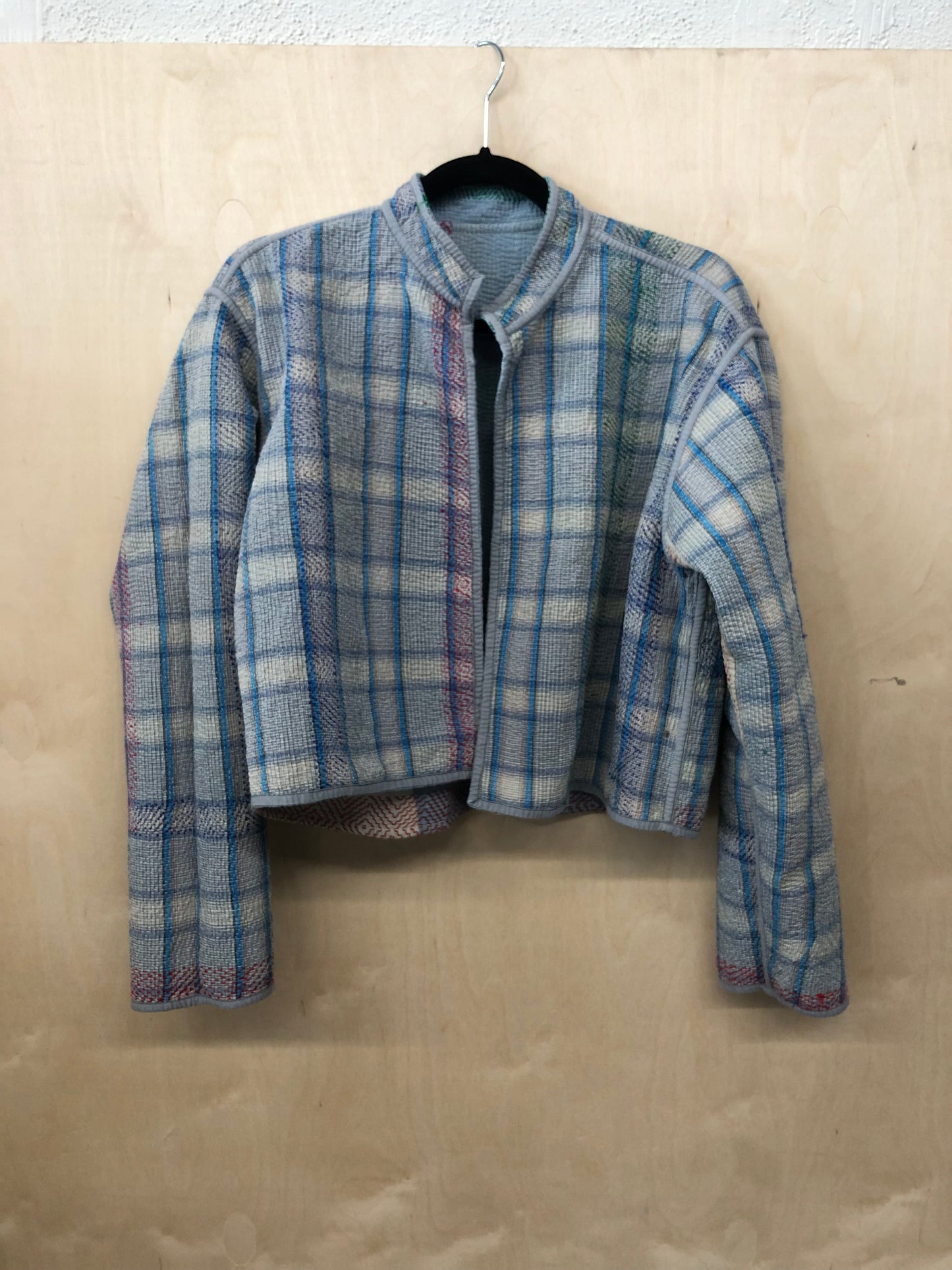 SaPeyKa Long Sleeve Crop