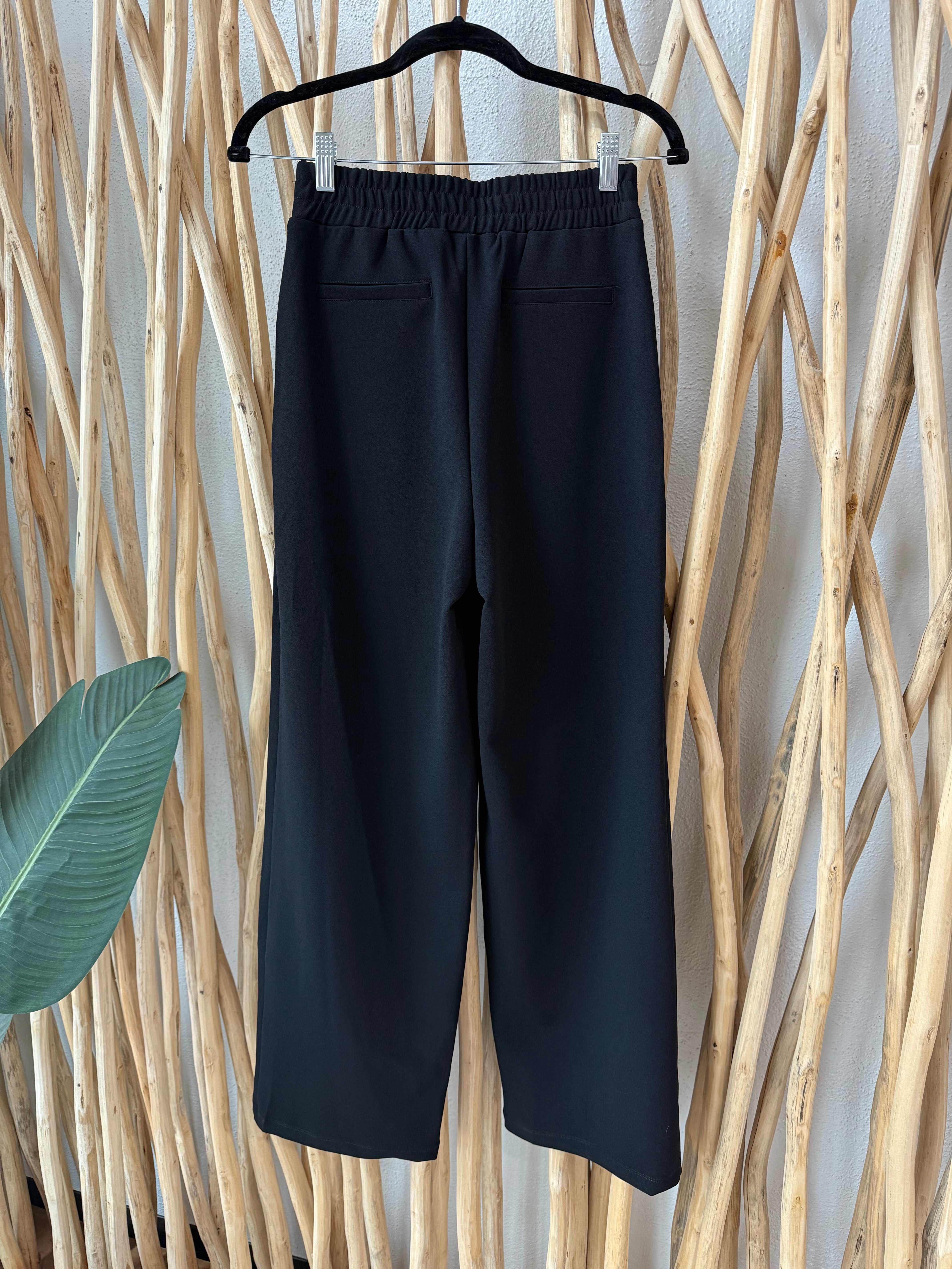 Hunter & Brown Black Dress Pant