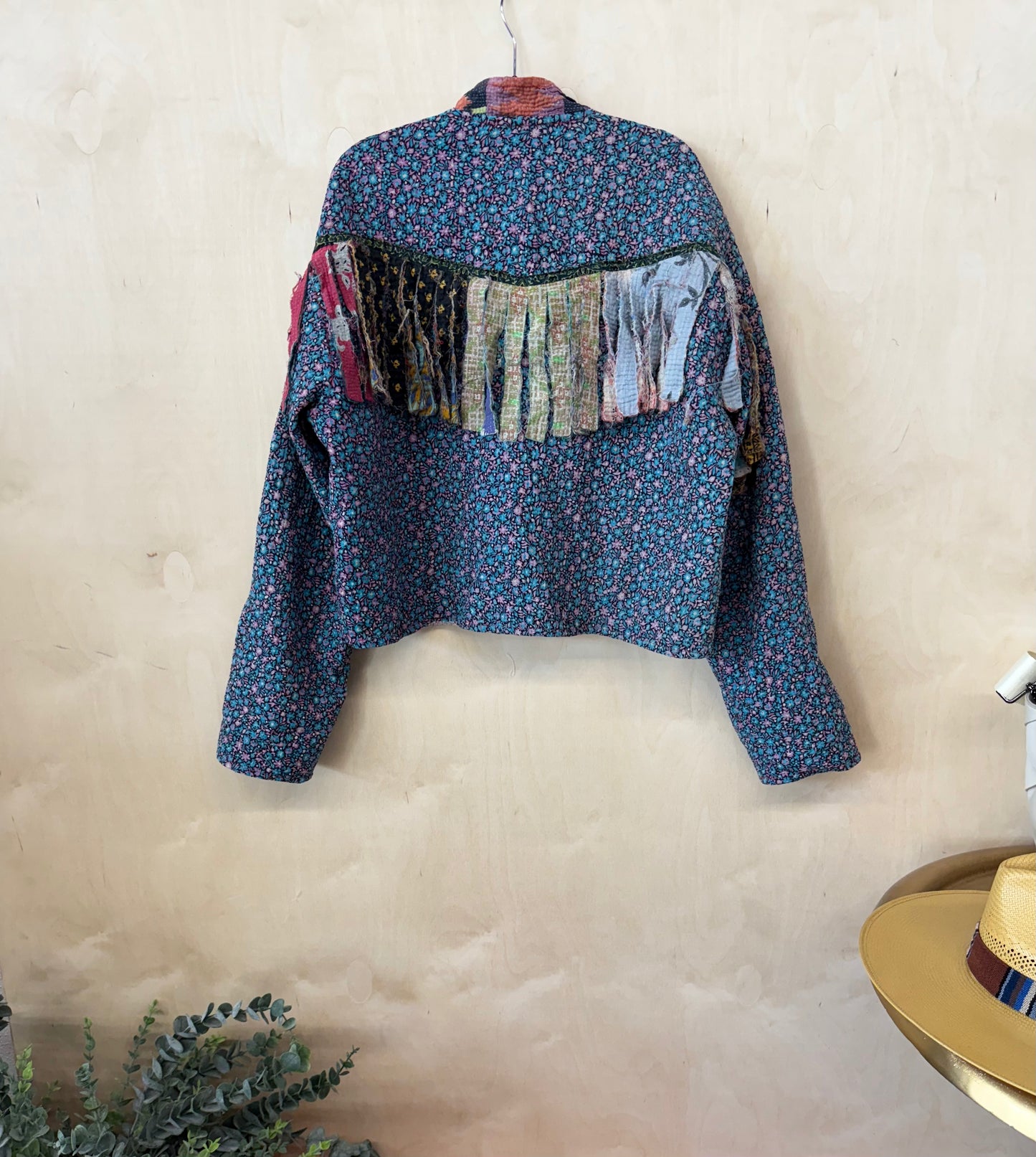 SaPeyKa Crop W/Fringe