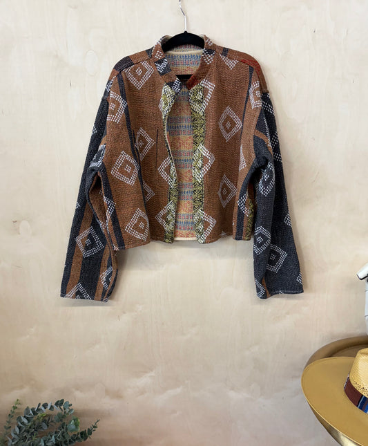 SaPeyKa Long Sleeve Crop