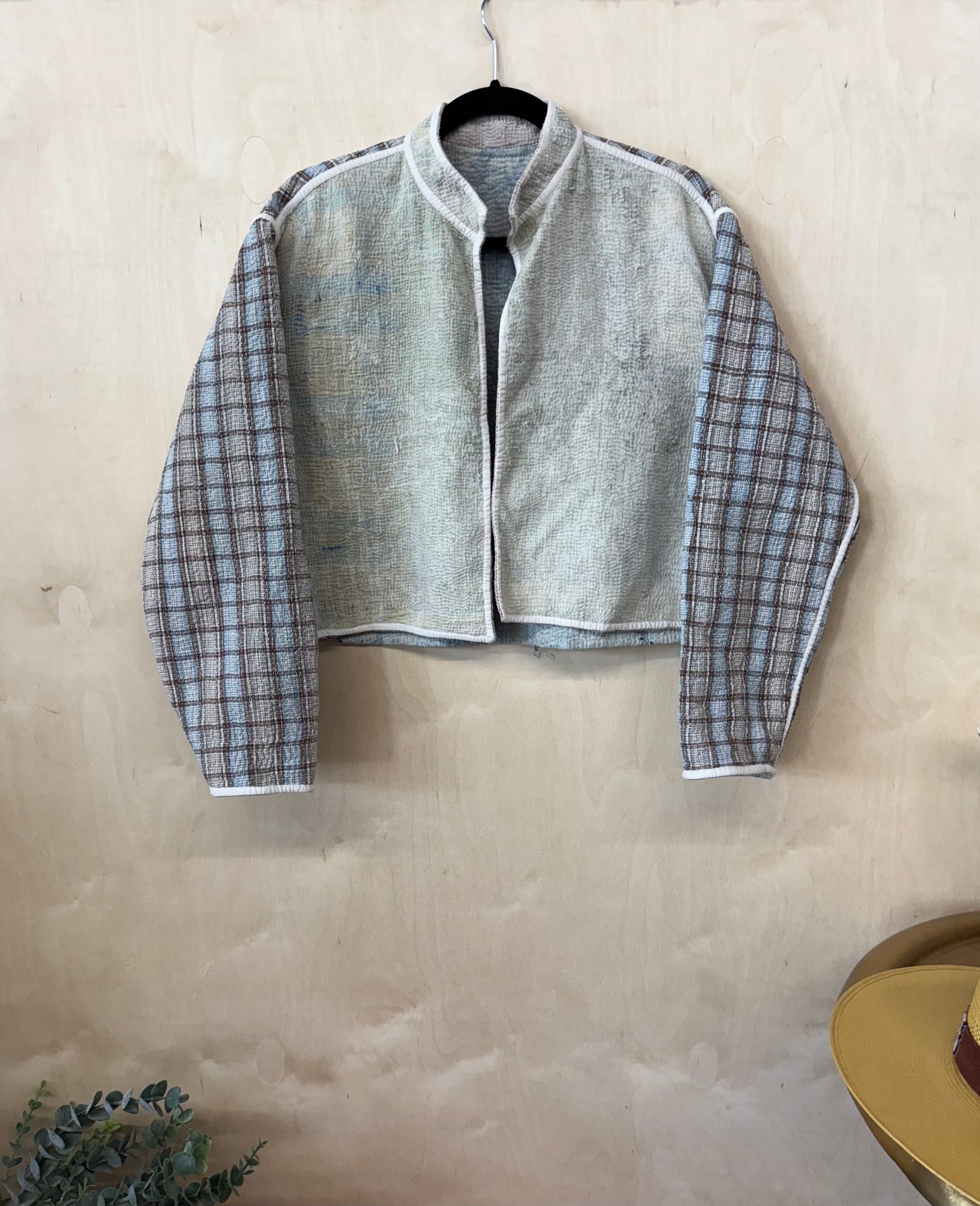 SaPeyKa Long Sleeve Crop