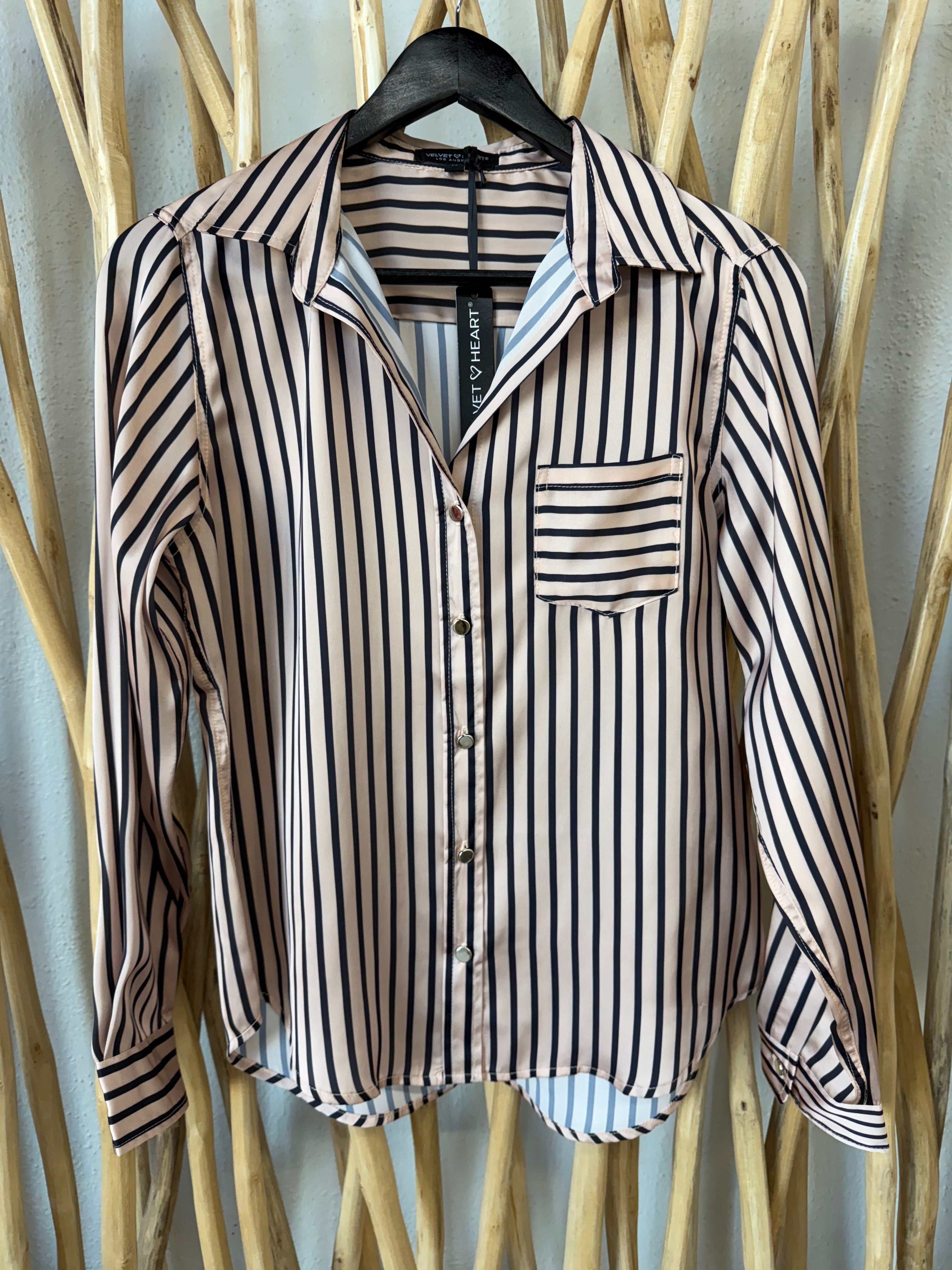 Velvet Heart Jasmine Long Sleeve Button Up