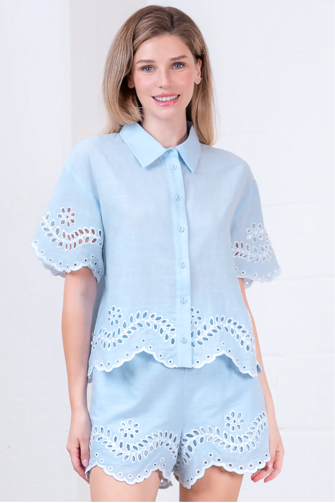 Taelynn Sky Blue Eyelet Linen Short Set