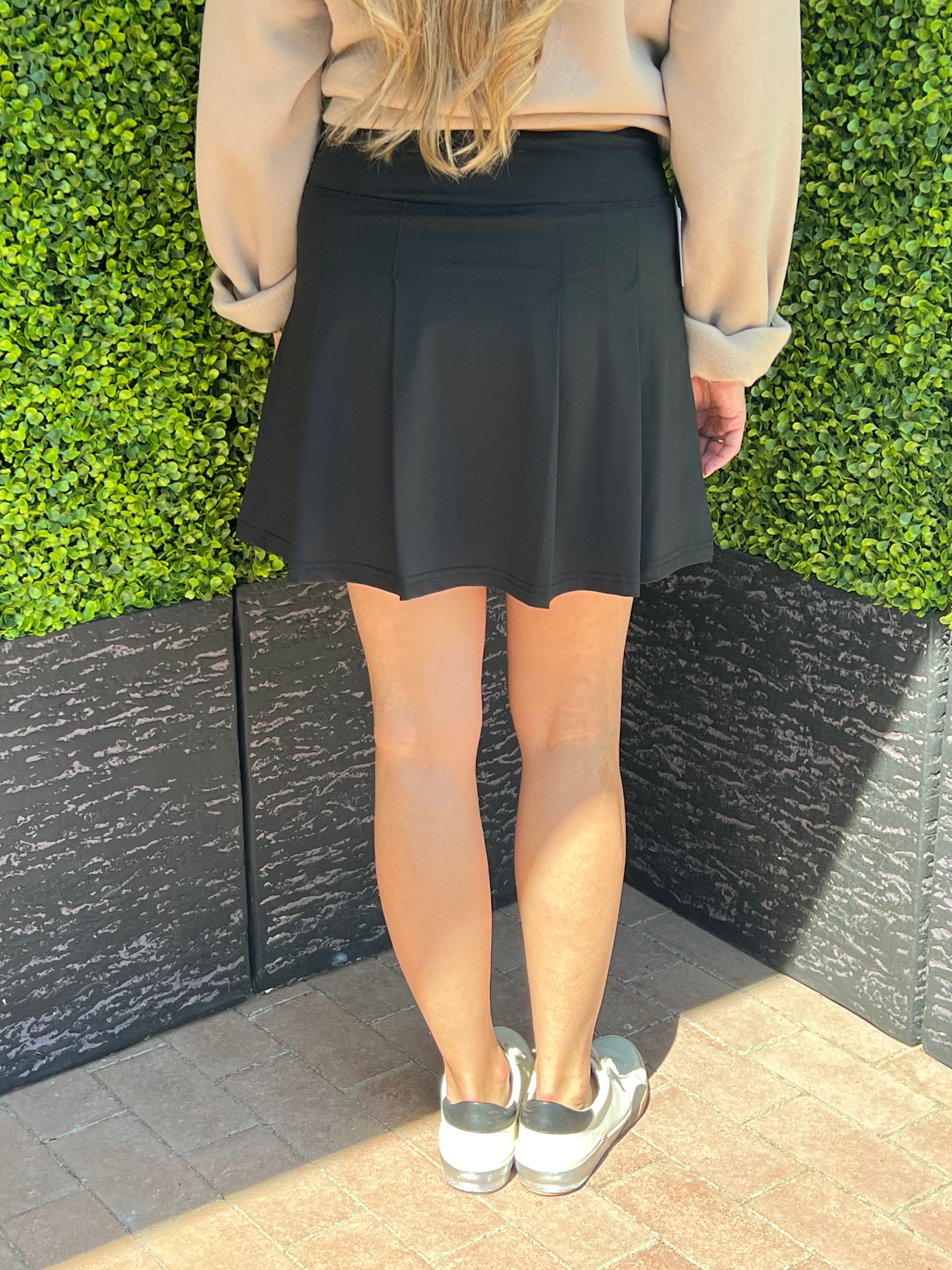 Well Played Tennis Skort – Black